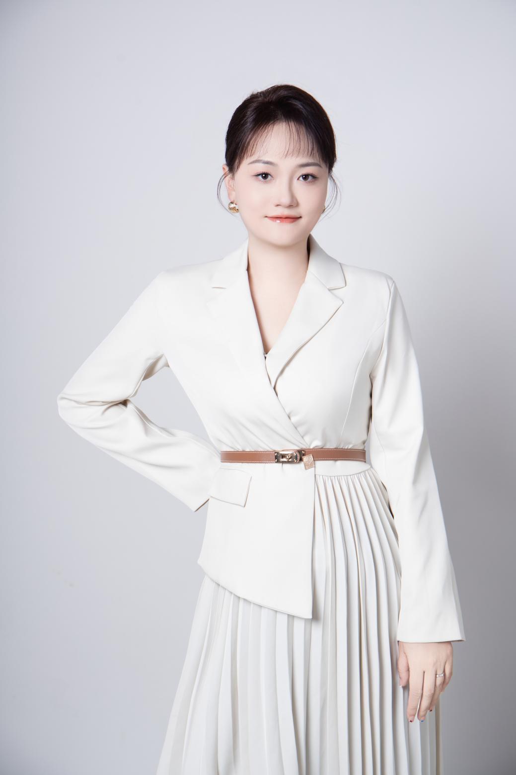 zhangmengyi.jpg zhangmengyi.jpg