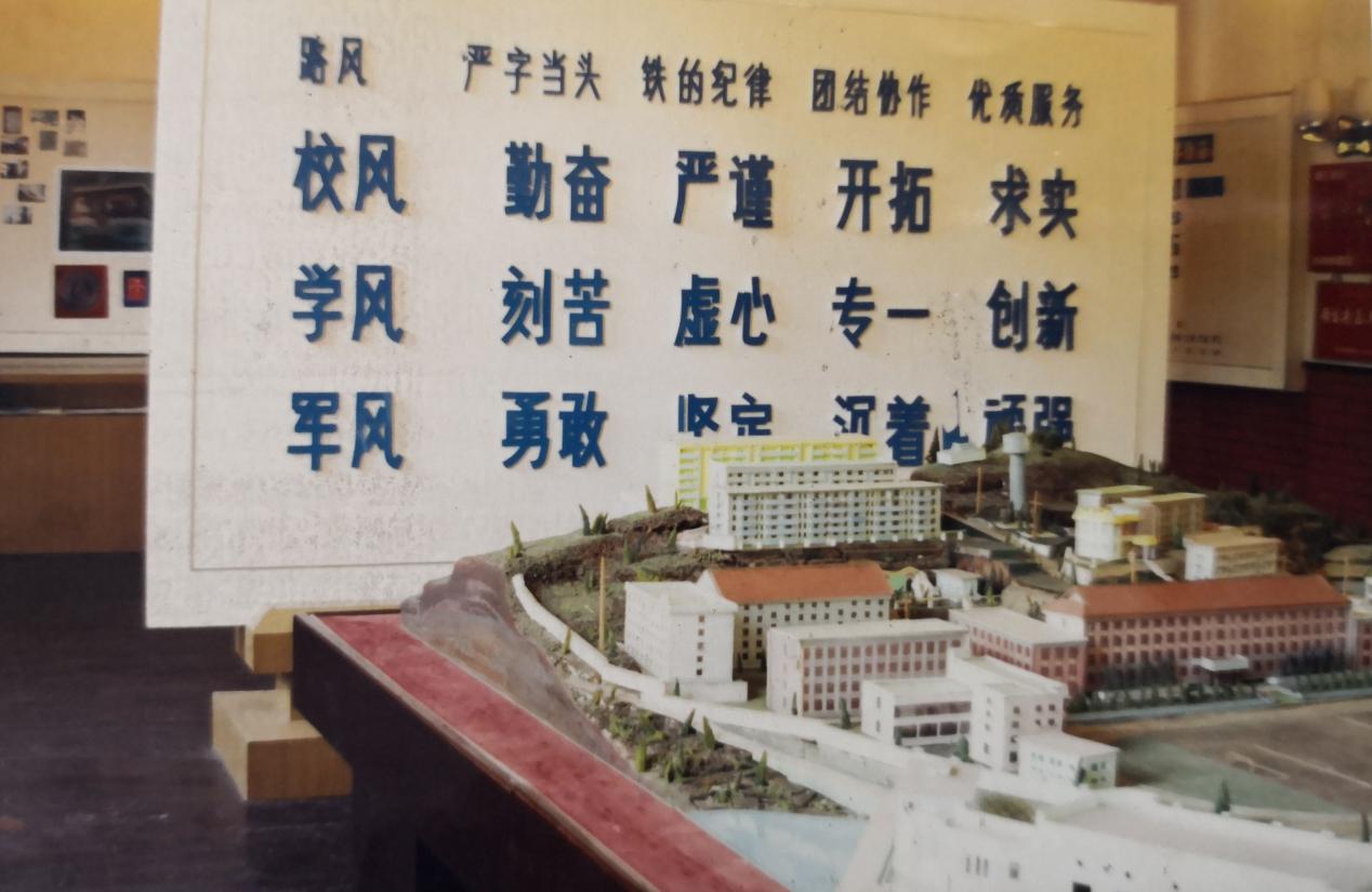 图片149.jpg 图片149.jpg